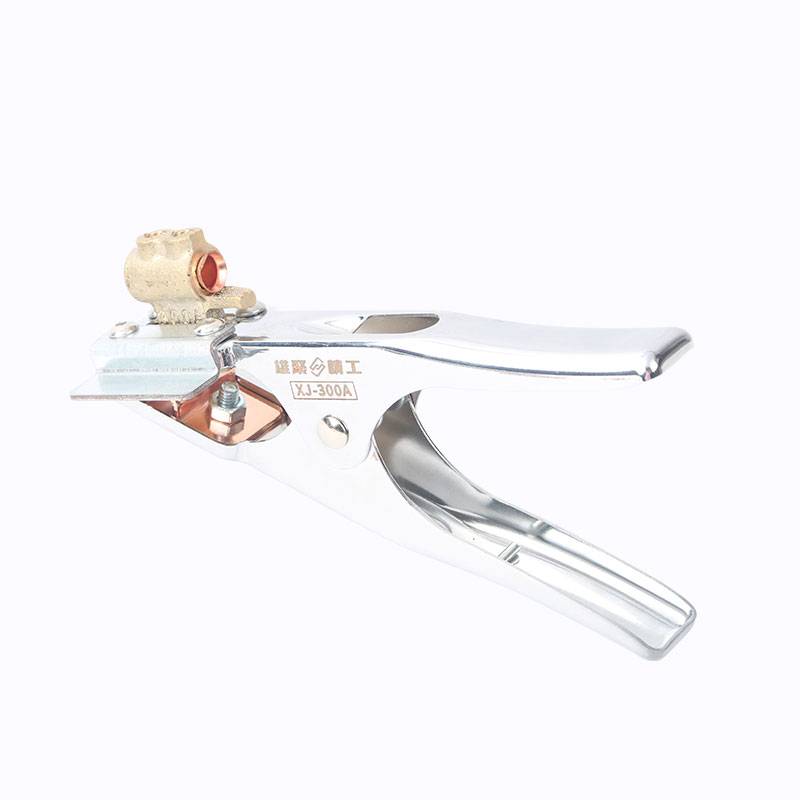 Grounding clamp